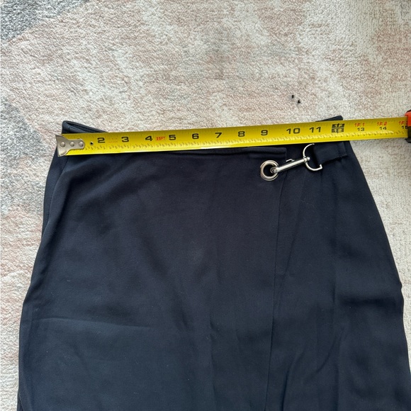 Vintage DKNY Asymmetrical / Wrap Skirt with Buckle - Picture 2 of 4
